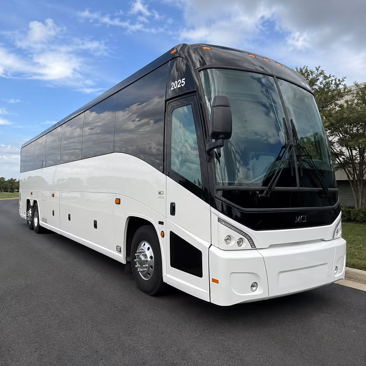 corporate event and conference buses built around your schedule