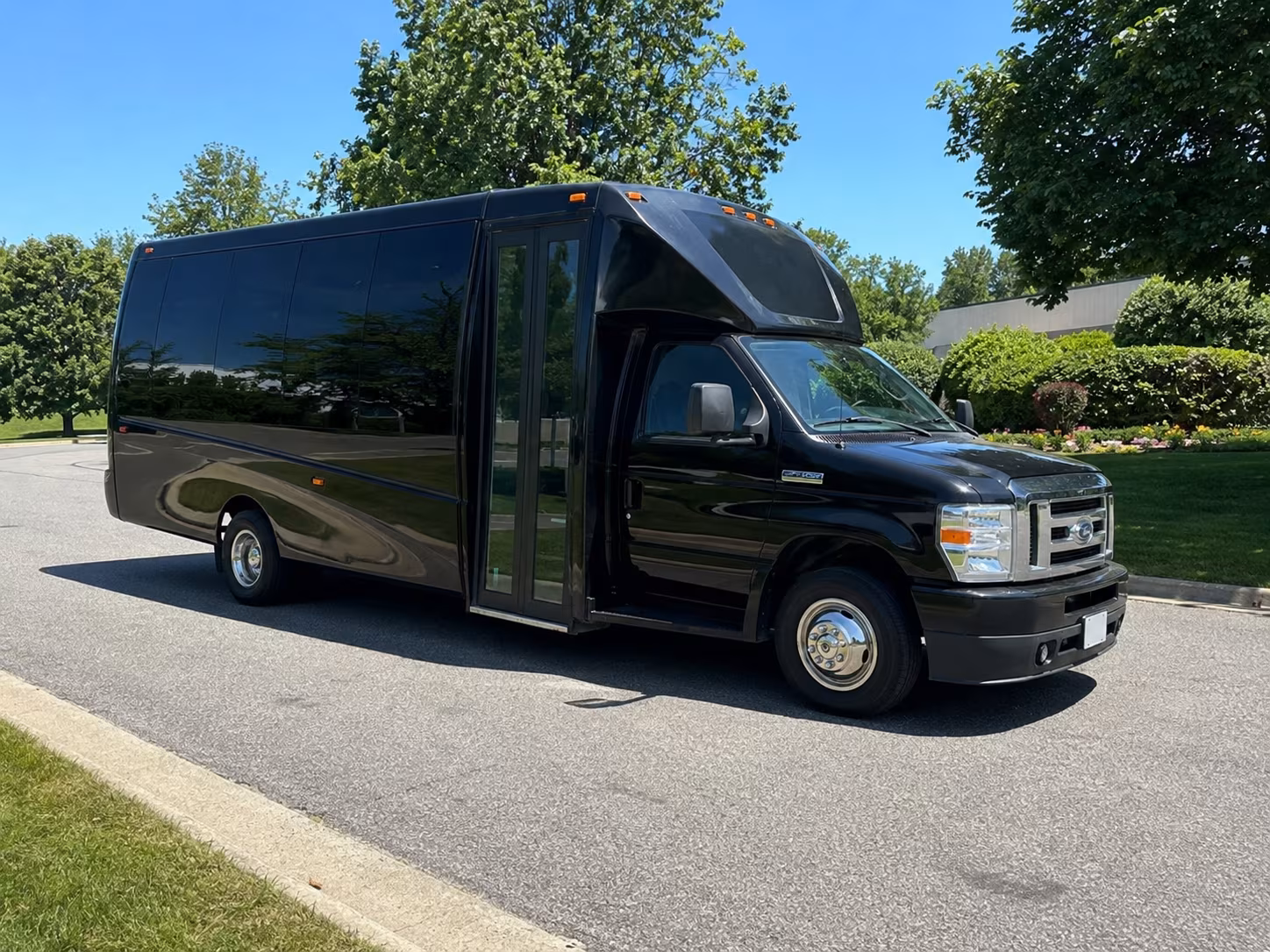rialto night out party bus rental